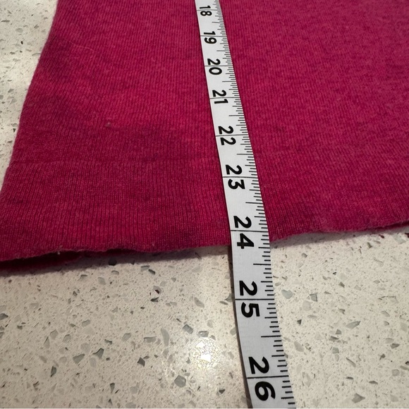 J.Crew Raspberry Pink Crewneck Sweater Size Large Classic Lightweight Knit - Picture 5 of 9